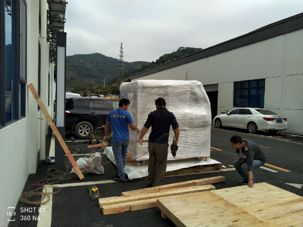 機(jī)械設(shè)備包裝木箱